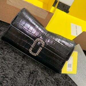 Marc Jacobs Croc-Embossed Leather Clutch, Black